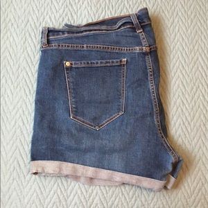 old navy boyfriend shorts